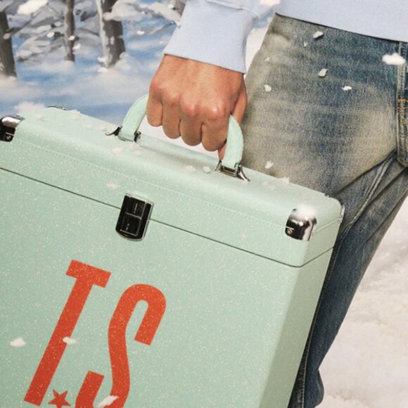 NEW IN BOX The Life of a Showgirl Vinyl Case - Picture 4 of 4